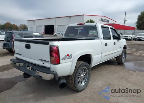 2006 Chevrolet Silverado 2500Hd Lt3 z USA, uszkodzony, nr VIN 1GCHK232X6F105897